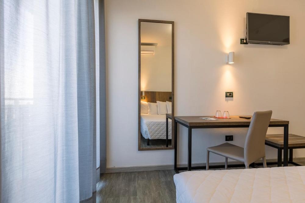 Quadruple Room with Sea View