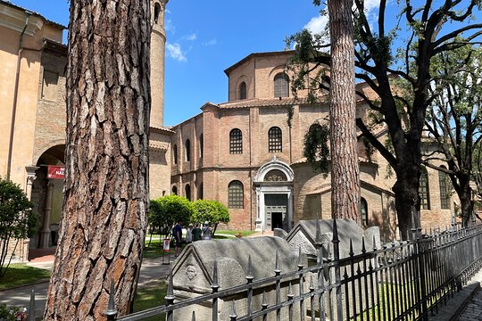 Tour image 12